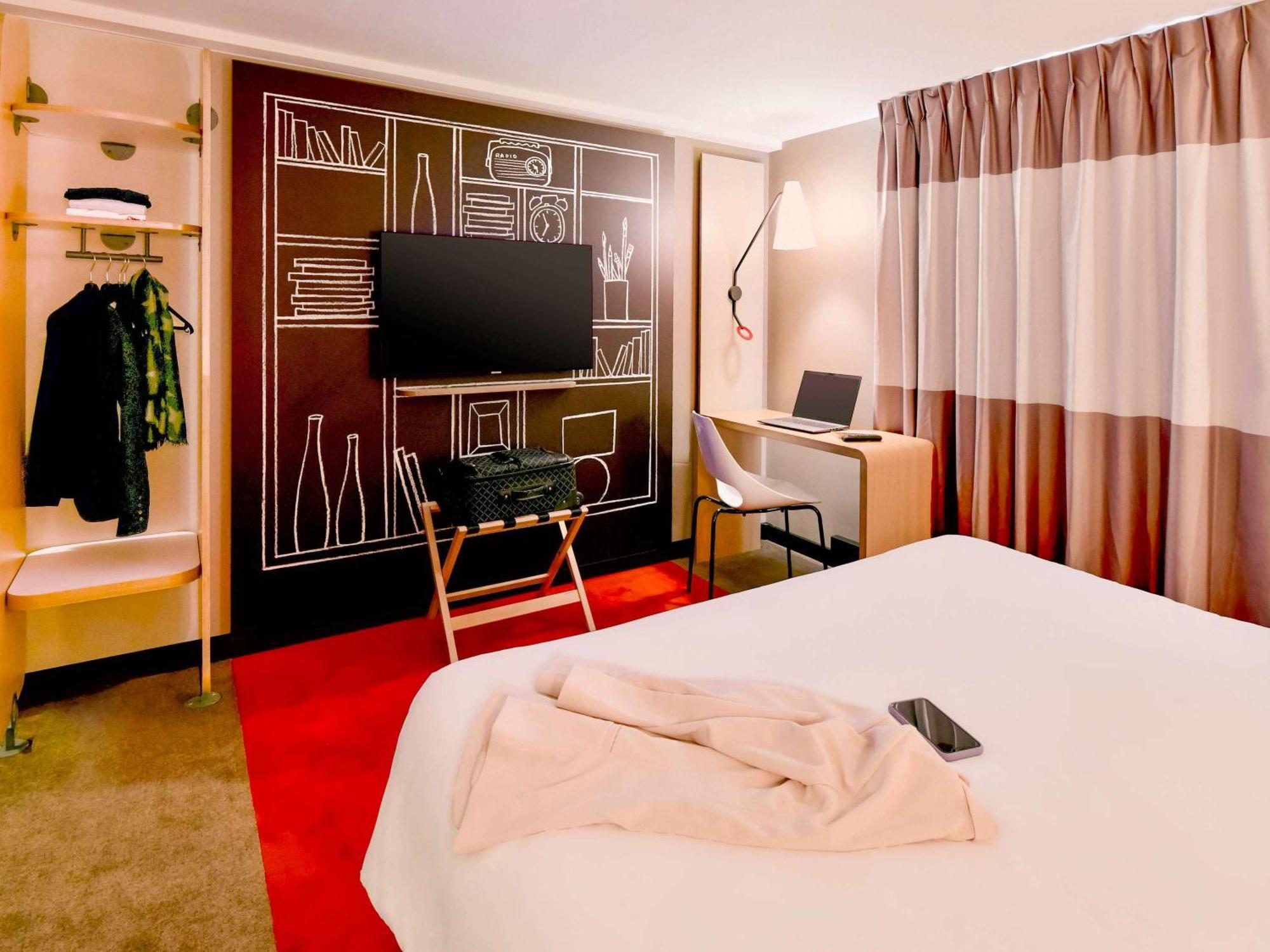 Ibis Brest Kergaradec Hotel Екстериор снимка